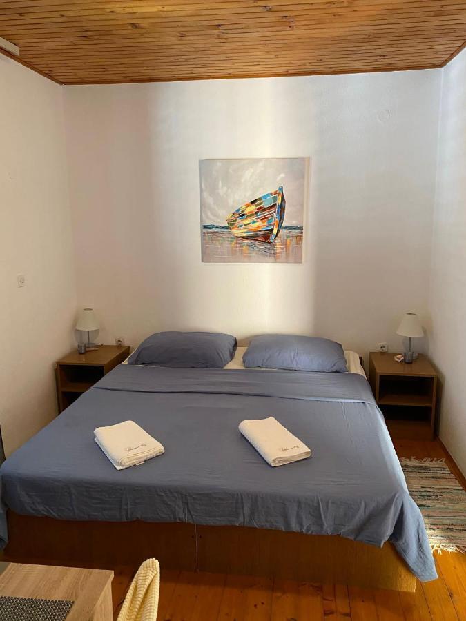 Apartmani Ines Marina Exterior photo