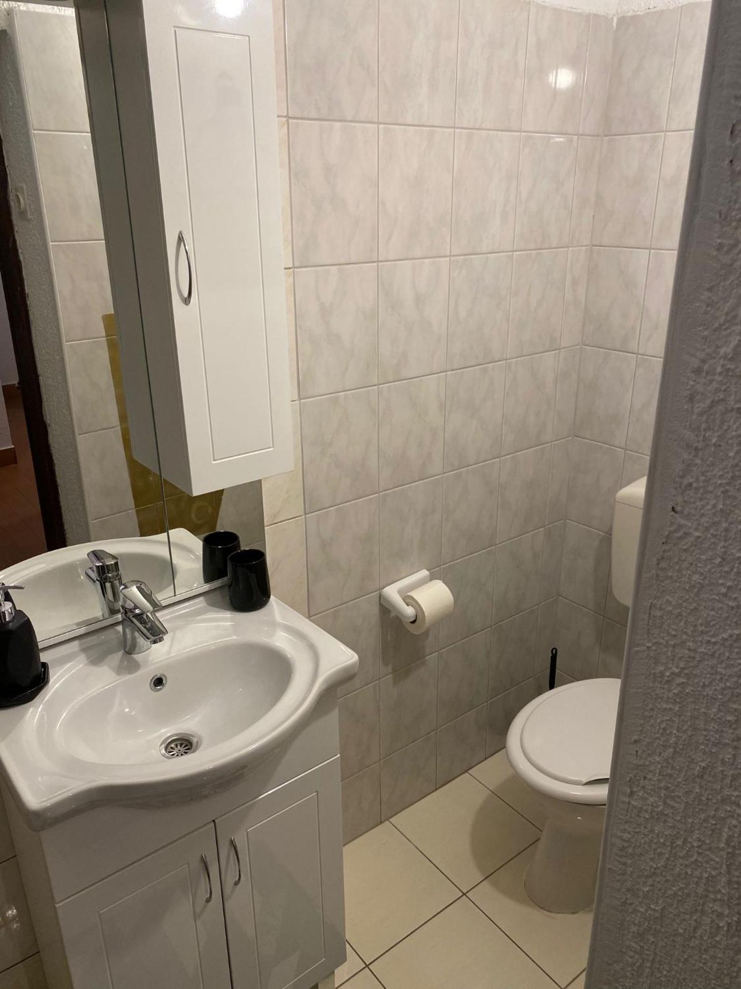Apartmani Ines Marina Exterior photo